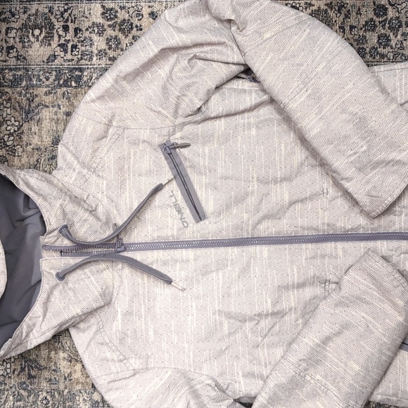 Oneil Waterproof Snow Jacket w/ 8Kmm Waterproof Rating - Picture 7 of 9